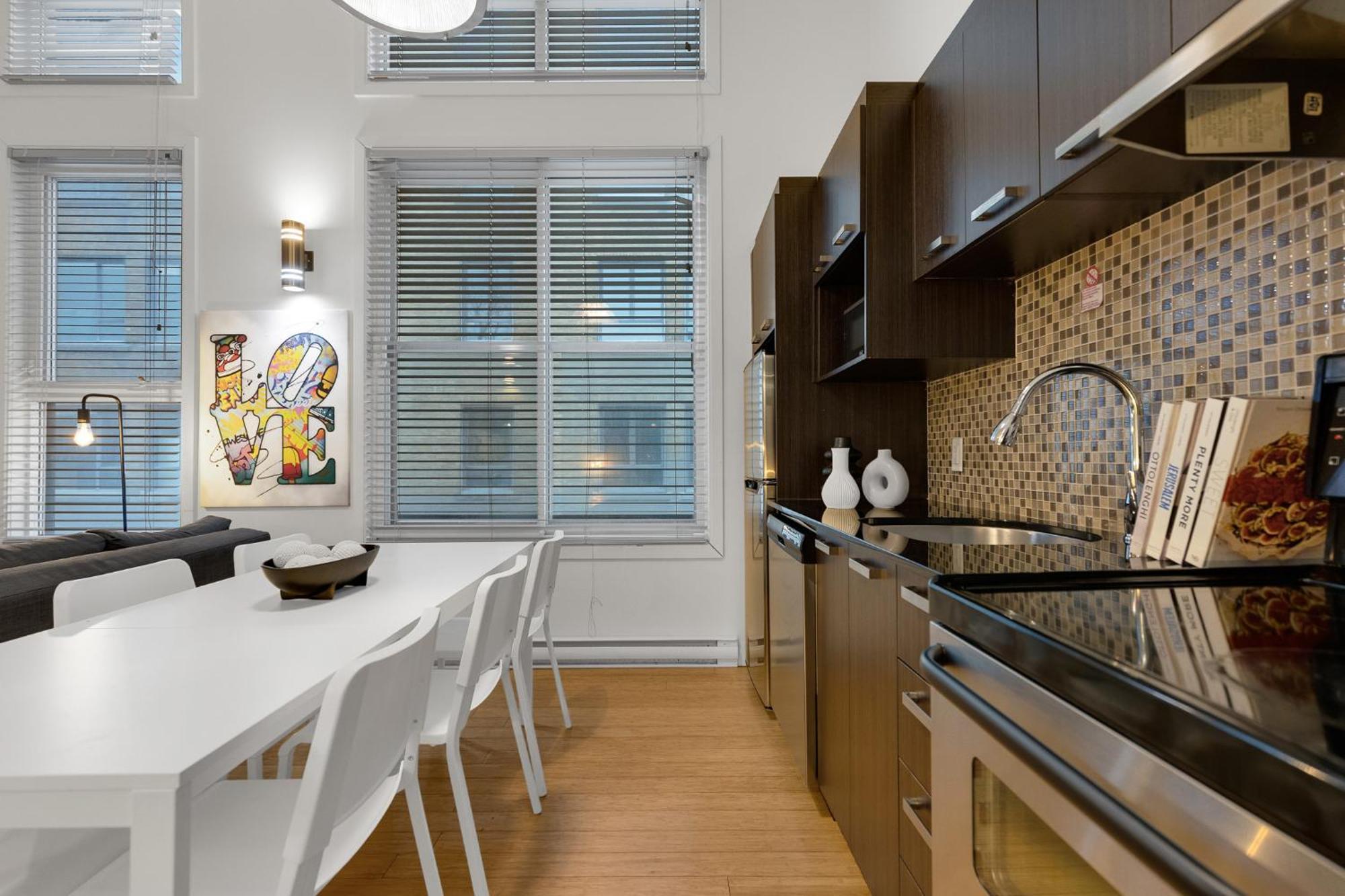 Liv Mtl Main Aparthotel Μόντρεαλ Εξωτερικό φωτογραφία