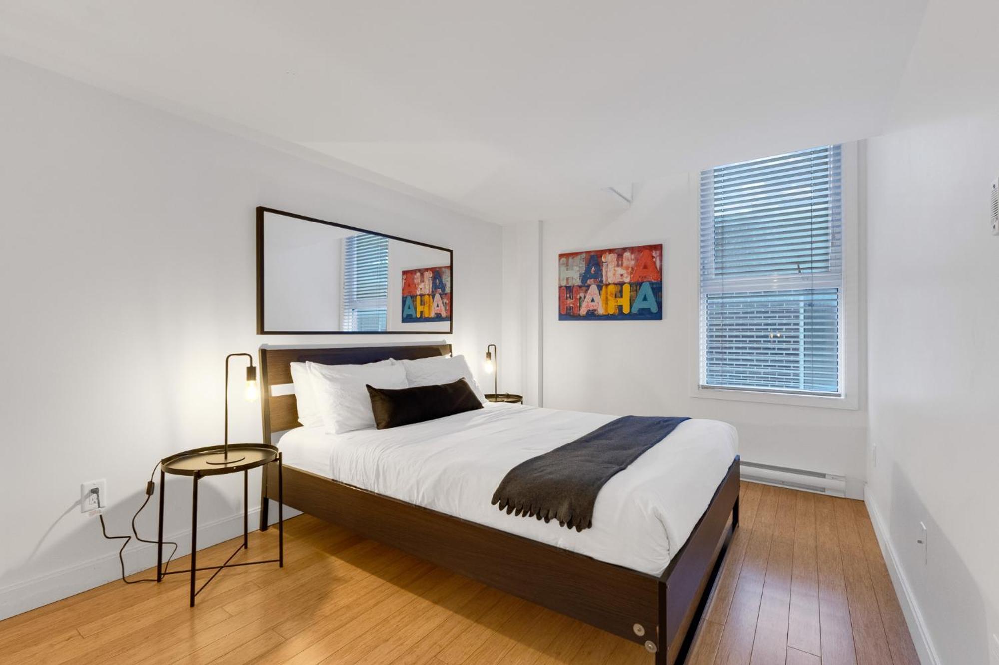 Liv Mtl Main Aparthotel Μόντρεαλ Εξωτερικό φωτογραφία