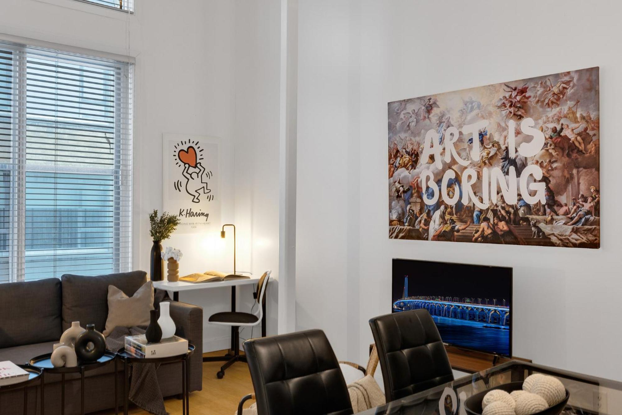 Liv Mtl Main Aparthotel Μόντρεαλ Εξωτερικό φωτογραφία